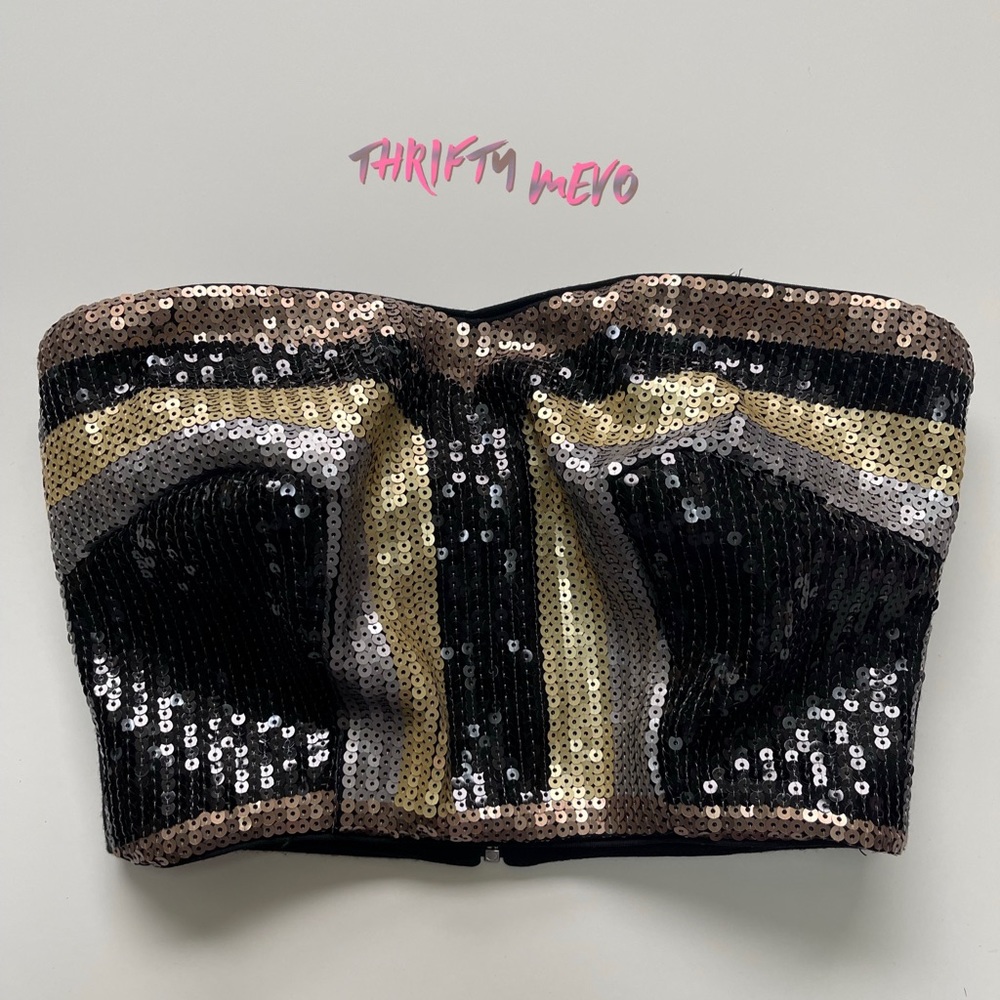 Beautiful sequins black crop top